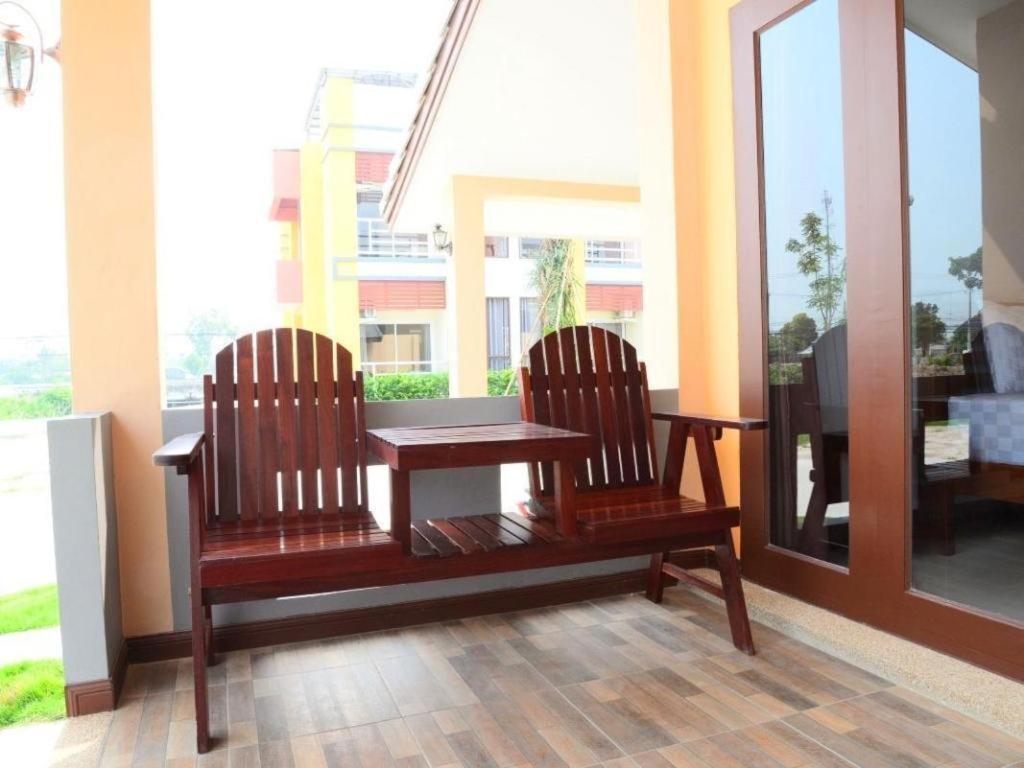 Juntima Boutique Hotel Phetchaburi Esterno foto